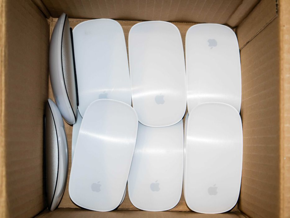 Apple Magic Mouse A1296 - Bluetooth мишка за Mac, Windows, Android