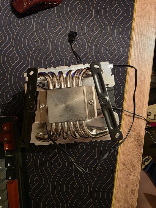 Кулер ID cooling