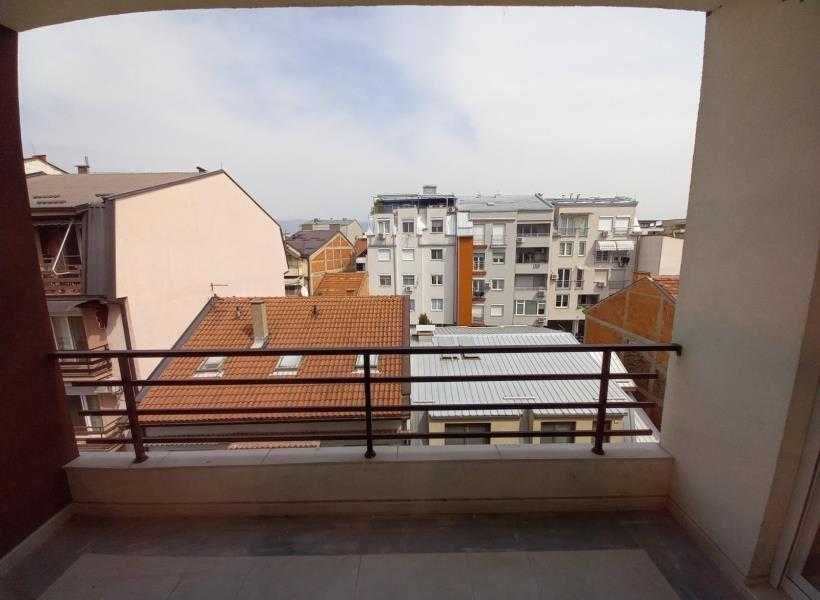 Дава се под наем Тристаен апартамент в Пловдив, Христо Смирненски - 86 кв.м за 402.9 € - Снимка #3