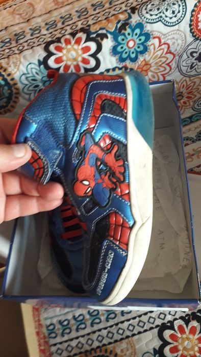 Papuci ghete cu lumini copii Geox Respira Spiderman nr 35 stare buna