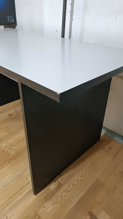 Рабочий стол для офиса 150x70 см.