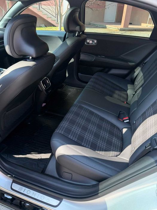 Hyundai Ioniq 6 First Edition 100% Батерия, Гаранция