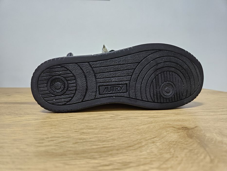 Autry Medialist - маратонки сникърси