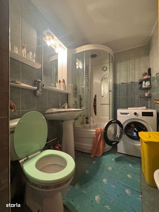 Apartament cu 3 camere Cartier Mal