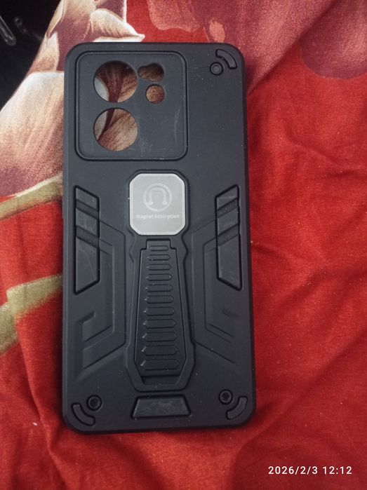 Продам новый чехол на ми 13 т.