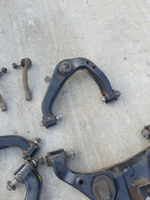 Brat articulati bascula față nissan navara brate.