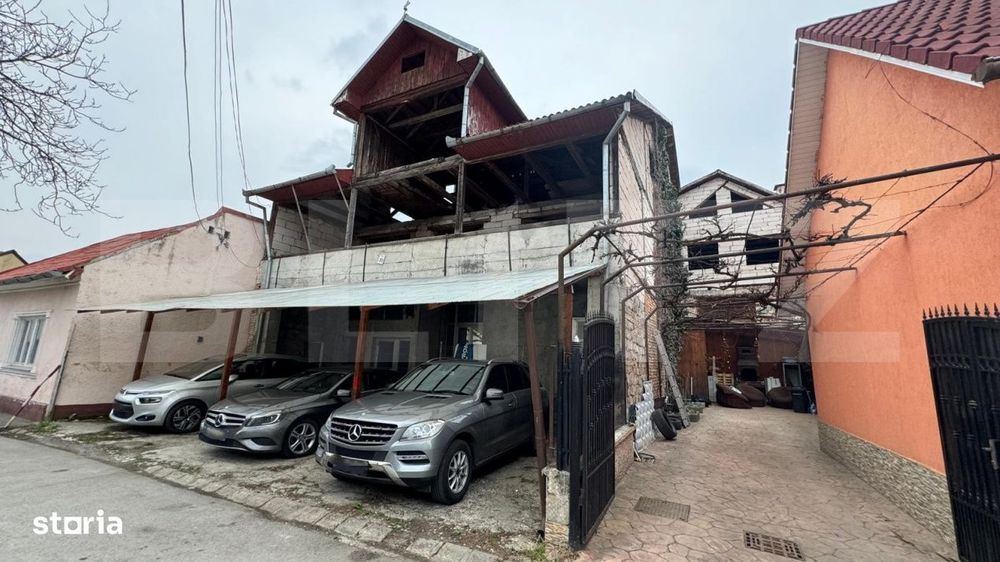 Casa de vanzare, 900 mp, ideala pentru investitie