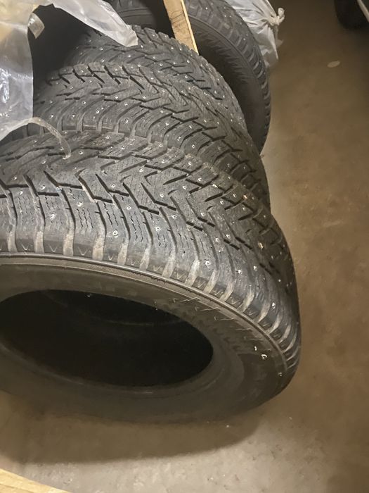 Продам шины Nokian r18
