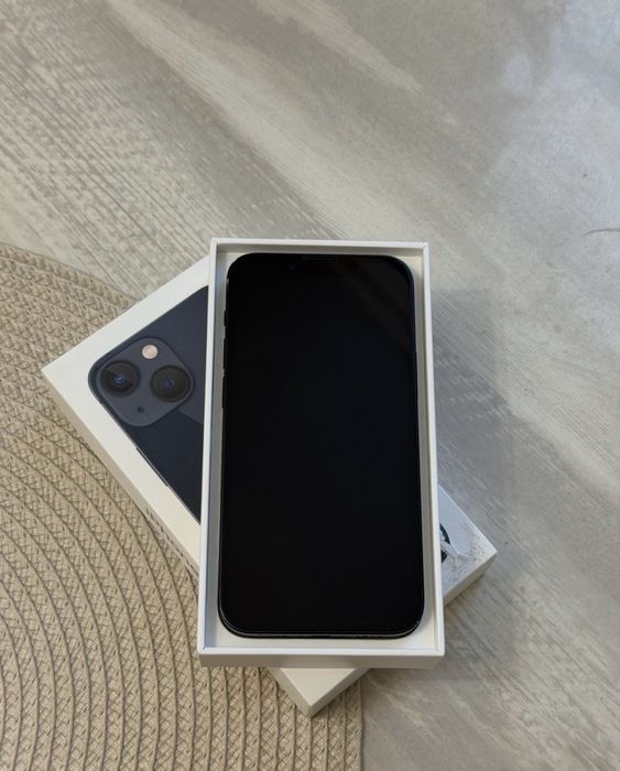 Продается iPhone 13 mini