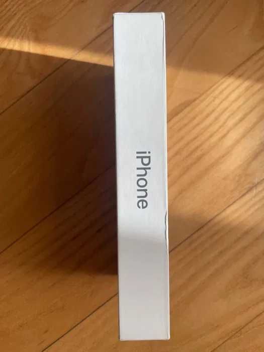 Apple iPhone 17 - 256 GB Sigilat, liber de retea
