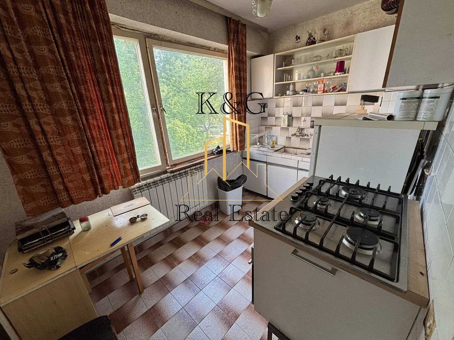 Продава се Двустаен апартамент в Разград, Орел - 64 кв.м за 1076 €/кв.м - Снимка #2