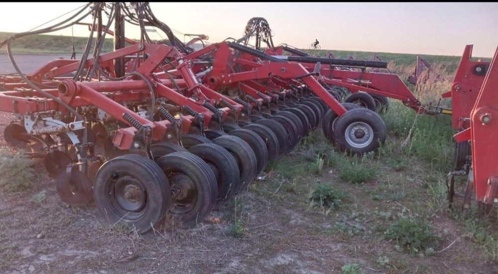 Продам посевной комплекс Amity