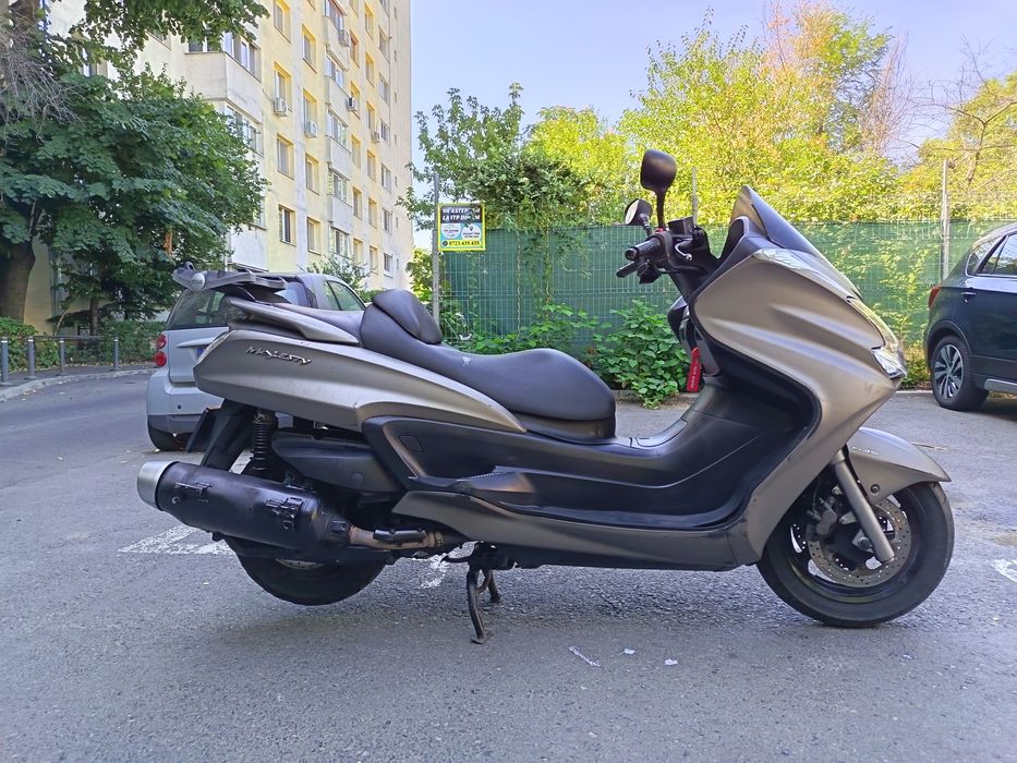 Vând Yamaha majesty