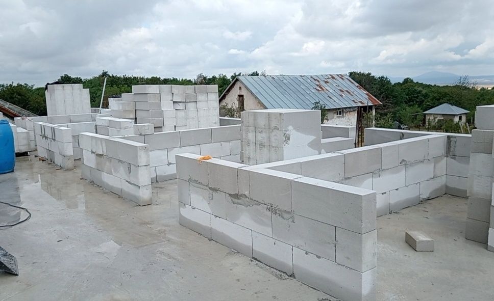 Renovări finisaje construcții