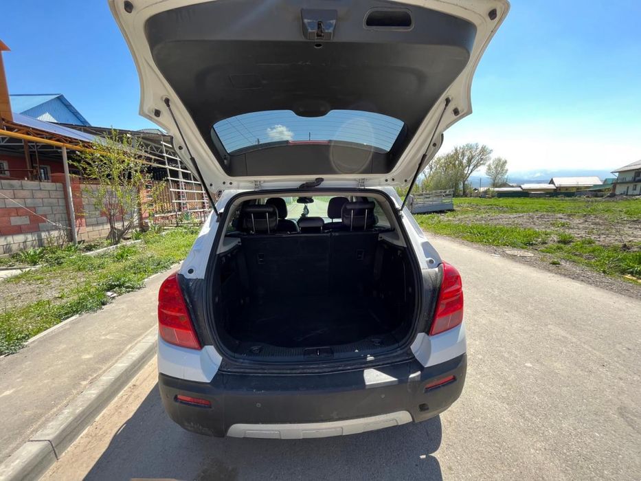 Шевралет трекер срочно продам