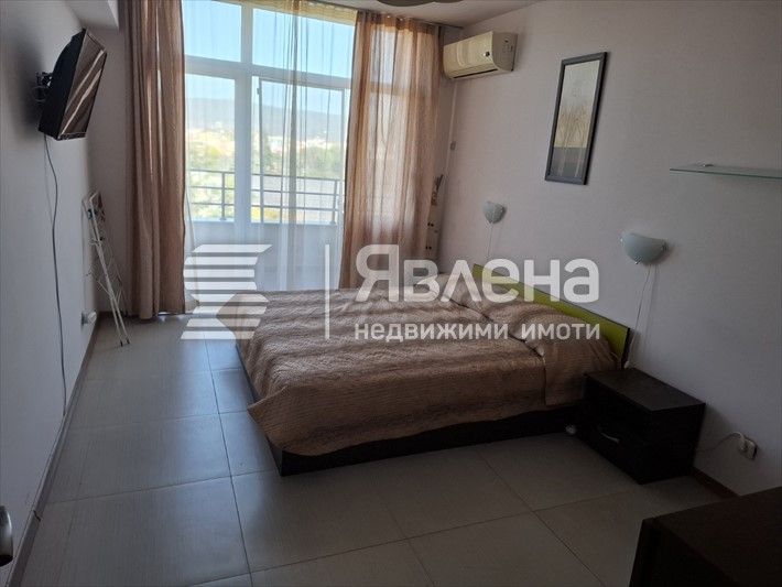Продава се Двустаен апартамент в к.к. Слънчев бряг - 66 кв.м за 1000 €/кв.м - Снимка #5
