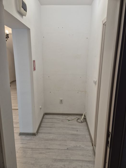 ULTRACENTRAL Spațiu modern langa Judecatoria Craiova-birouri/salon