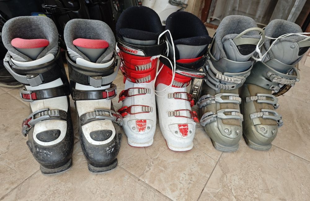 Ски обувки за номер 36 и 45!!!