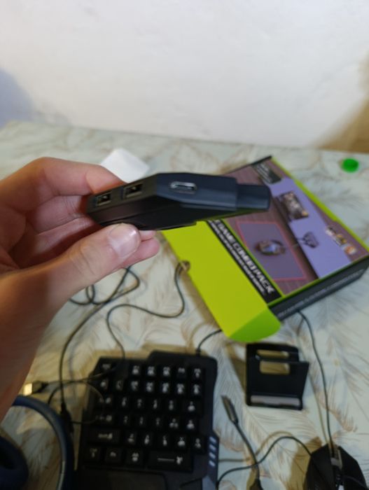 Продам игровай стеап для телефон