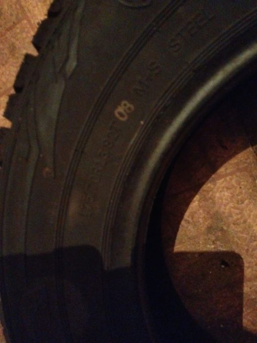 Продам Зимние шины