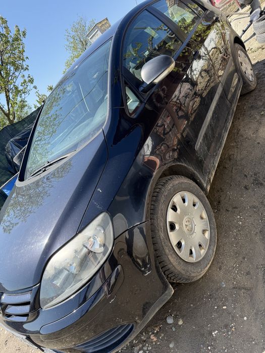 De vanzare golf 5 plus 1.6