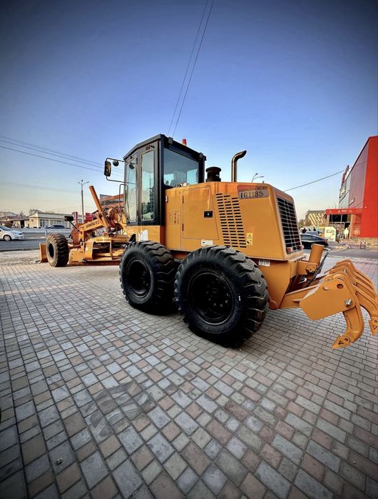 Продаётся грейдер Longking LG1185H