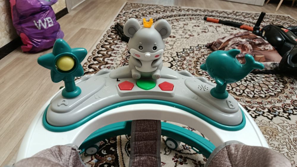 Детские ходунки Babywalker