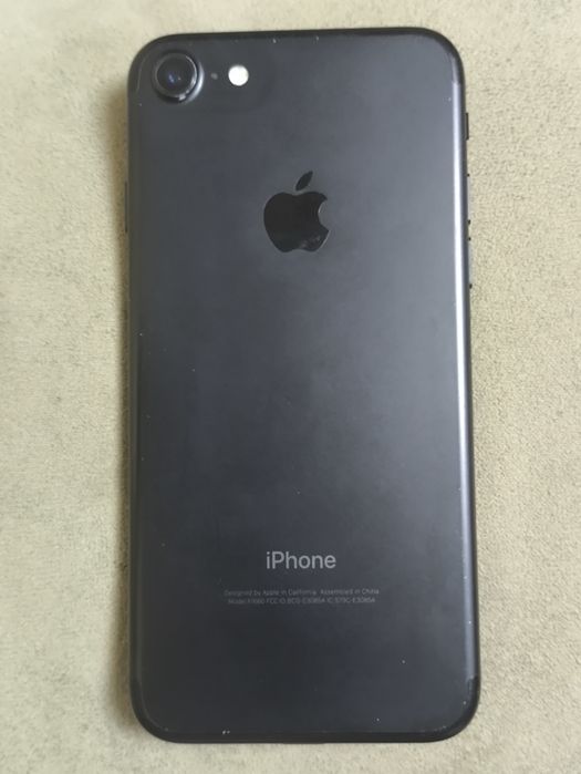 iPhone 7 заблокированный