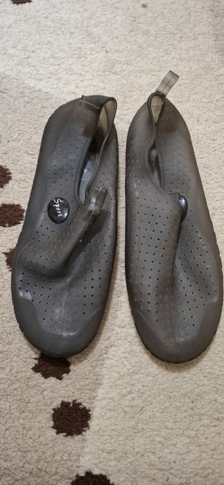 Ласты.  Аквашузы.