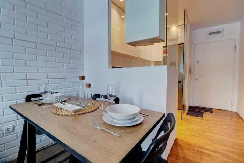 Продава се Тристаен апартамент в София, Дружба 2 - 95 кв.м за 2295 €/кв.м - Снимка #4