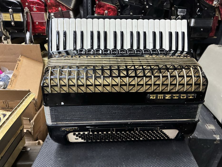 Acordeon Hohner Atlantic IV deluxe cu surdina