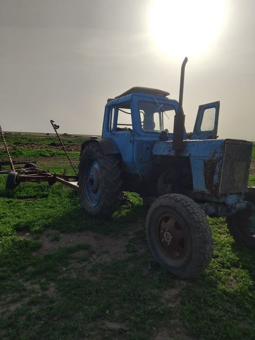Продам трактор с косилкой срочно