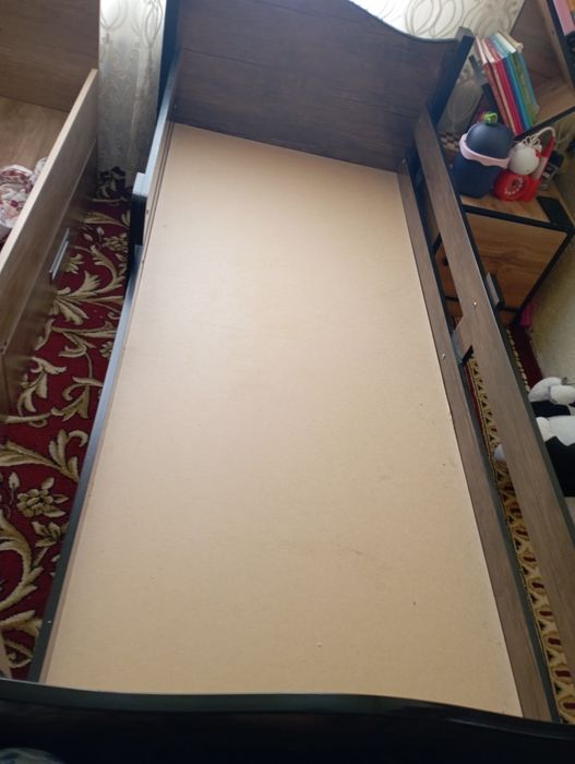 15 yoshgacha bolgan bolalar uotadgan yaxshi sifatli yogochdan ishlanga