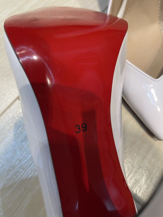 Белые туфли 39 размер