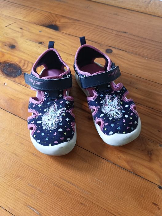 Кецове Converse и сандали Matstar