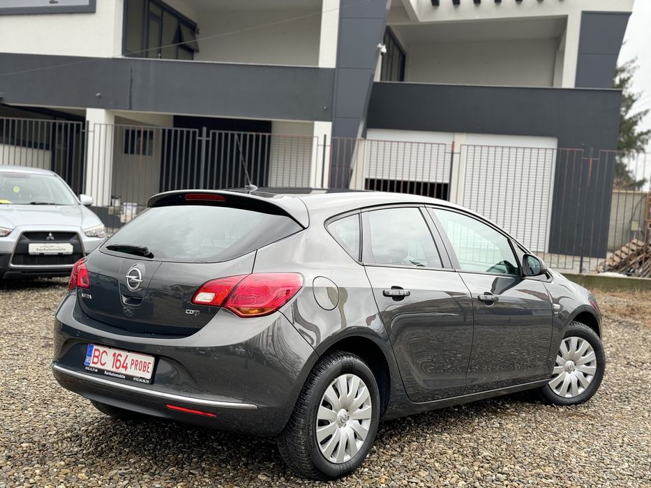 Opel Astra J 1.7CDTI 04.2014 Rate Garantie Buy-Back
