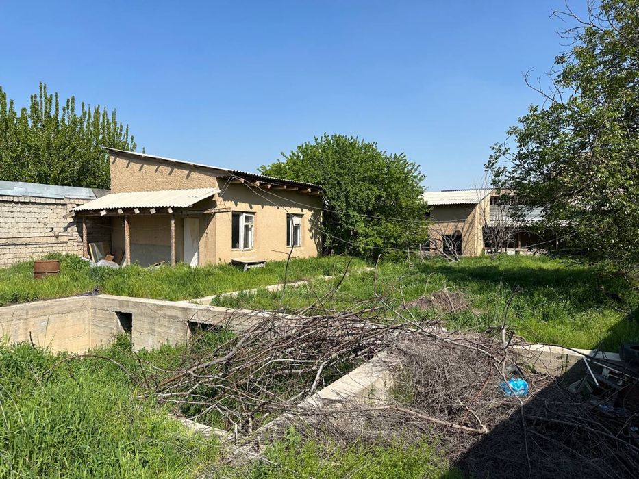 Uchastok srochno sotiladi