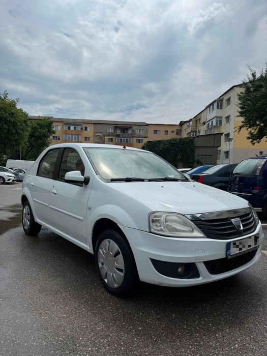 Vand dacia logan 2011 1.2 benzina + gpl