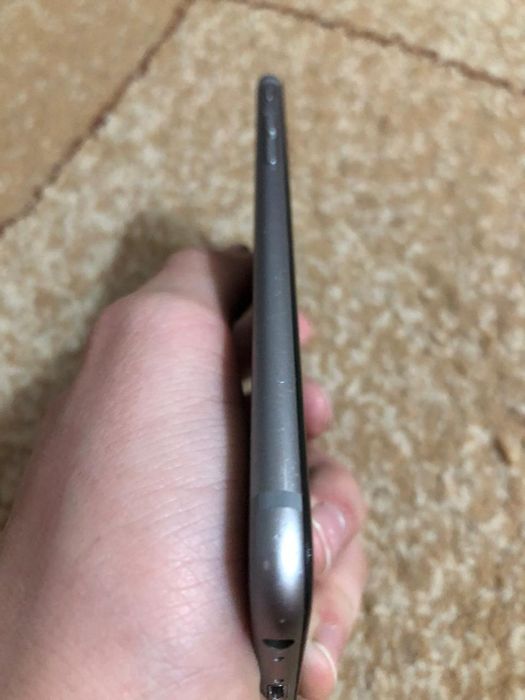 Продам айфон 6с в хорошем состоянии