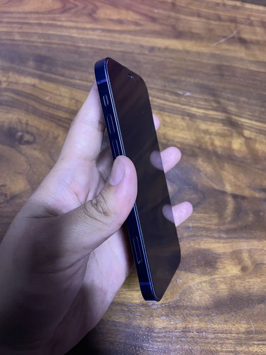 Iphone 12 sotiladi 128gb 86% sim +esim utgan