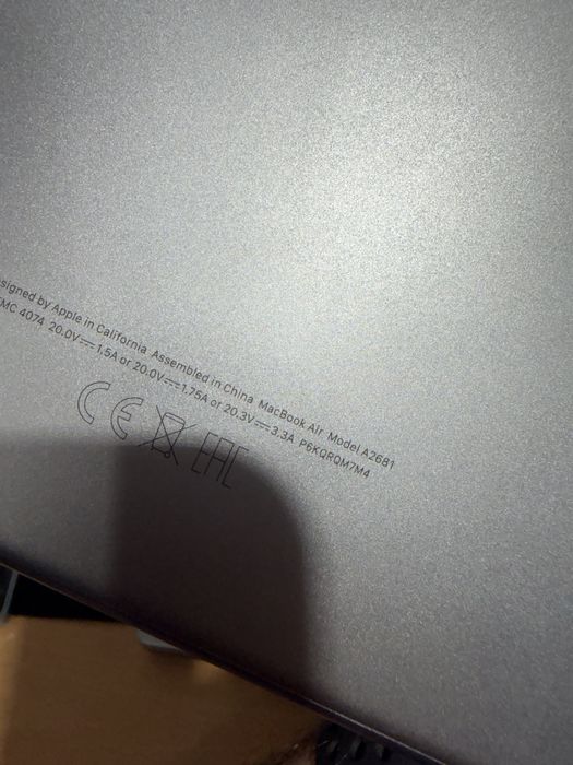 Macbook Air M2- ansamblu display A2681
