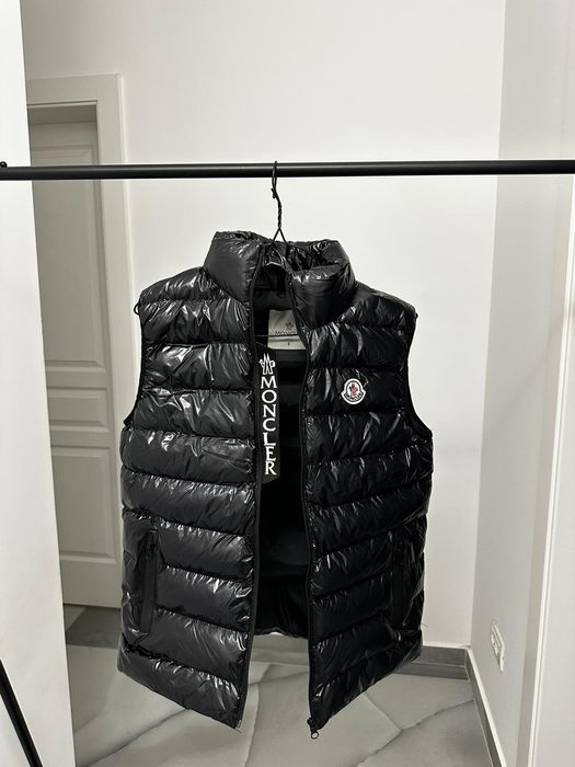 Vesta - M.O.N.C.L.E.R-