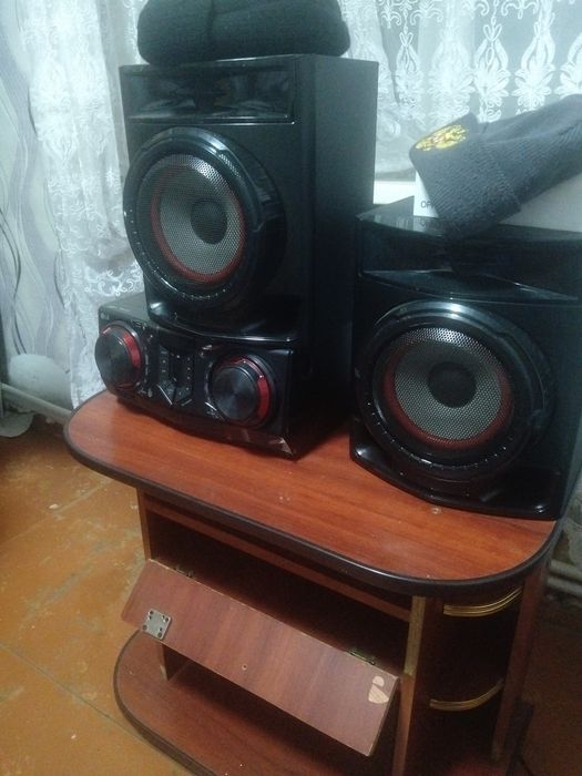 продам музыкальный центр