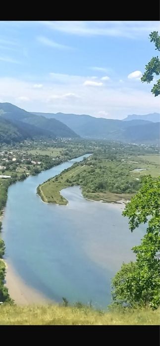 Loturi de vanzare cu deschidere la lac