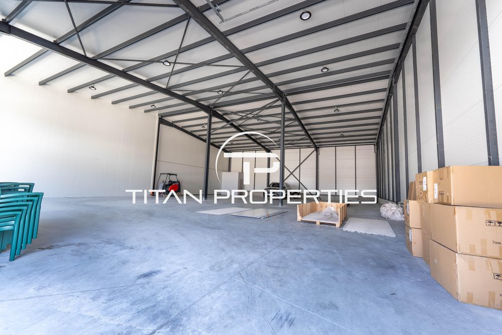 Дава се под наем Офис в Пловдив, Остромила - 460 кв.м за 1950 € - Снимка #4