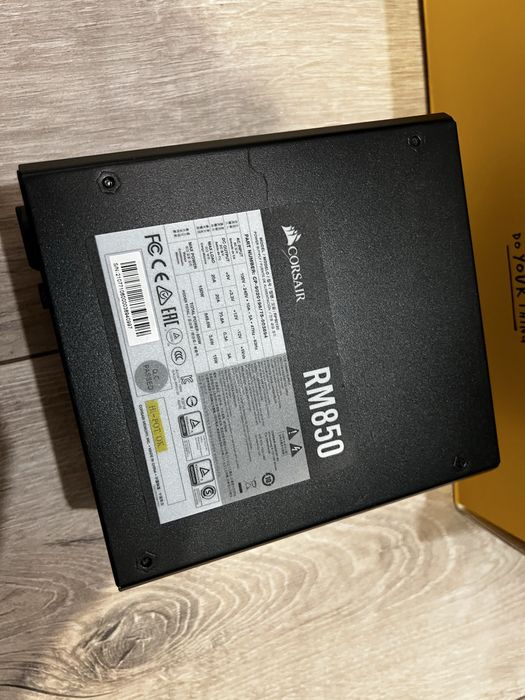 Sursa PC Corsair RM 850W Gold Full modulara