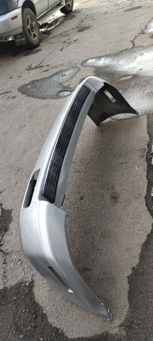 Бампер задний с усилителем.