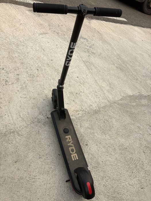 Vand trotineta electrica Ryde