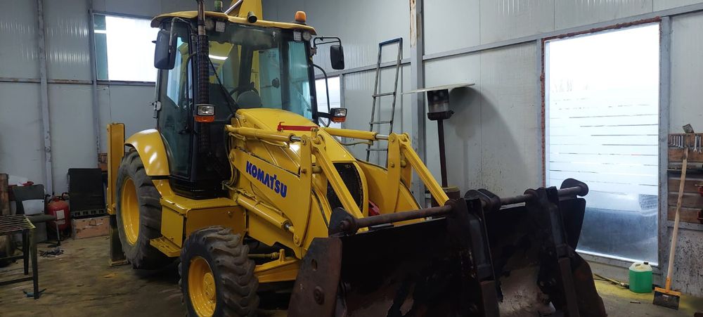 Komatsu WB  93R5