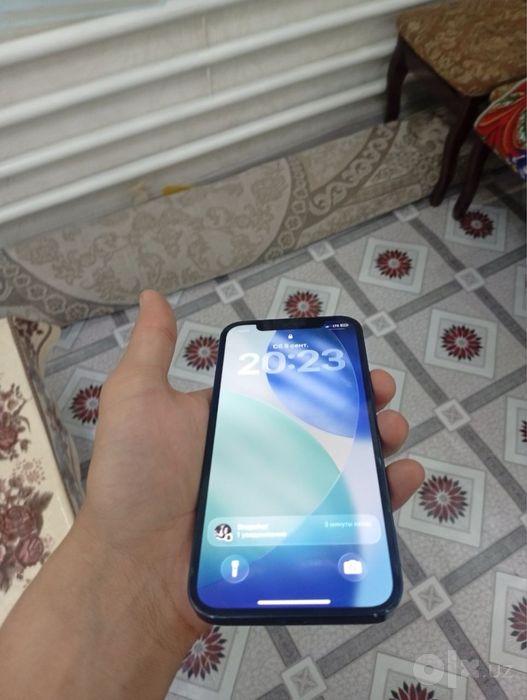 Iphone 12 sotiladi srochna 64tali